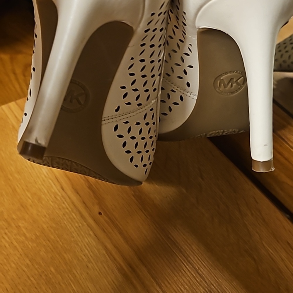Michael Kors Heels - Picture 6 of 6